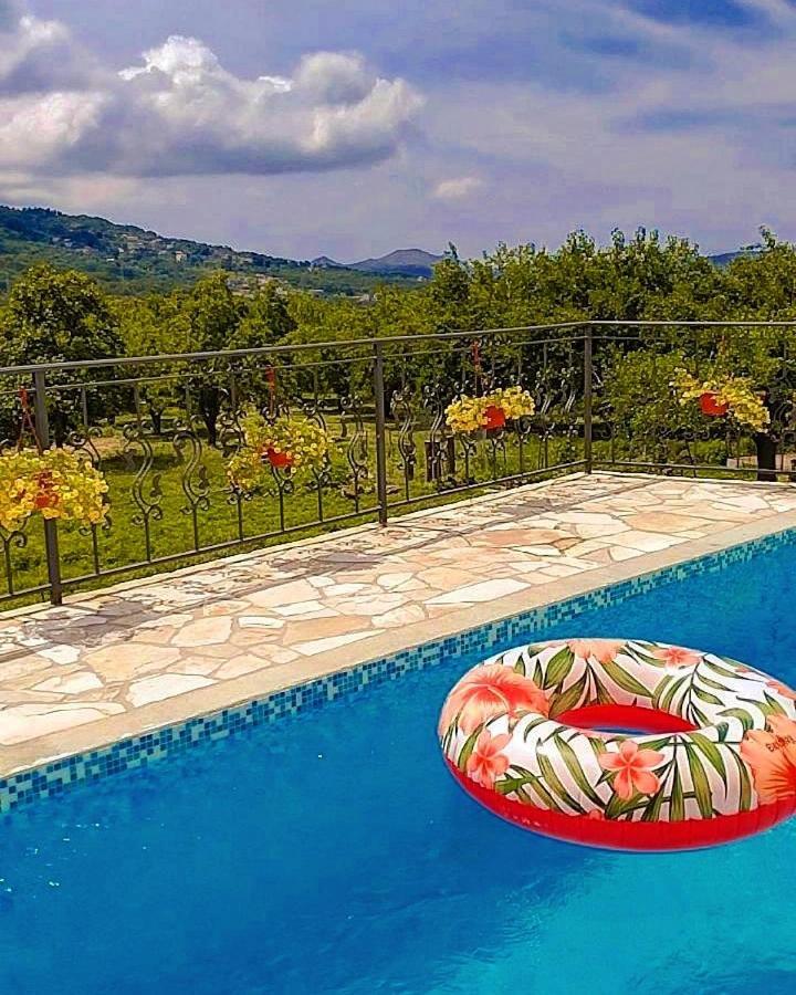 Apartmani Dumezic Bar Oda fotoğraf