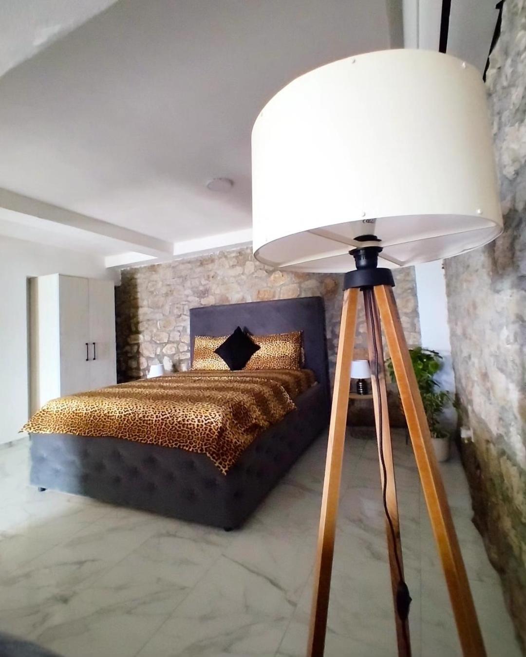 Apartmani Dumezic Bar Oda fotoğraf
