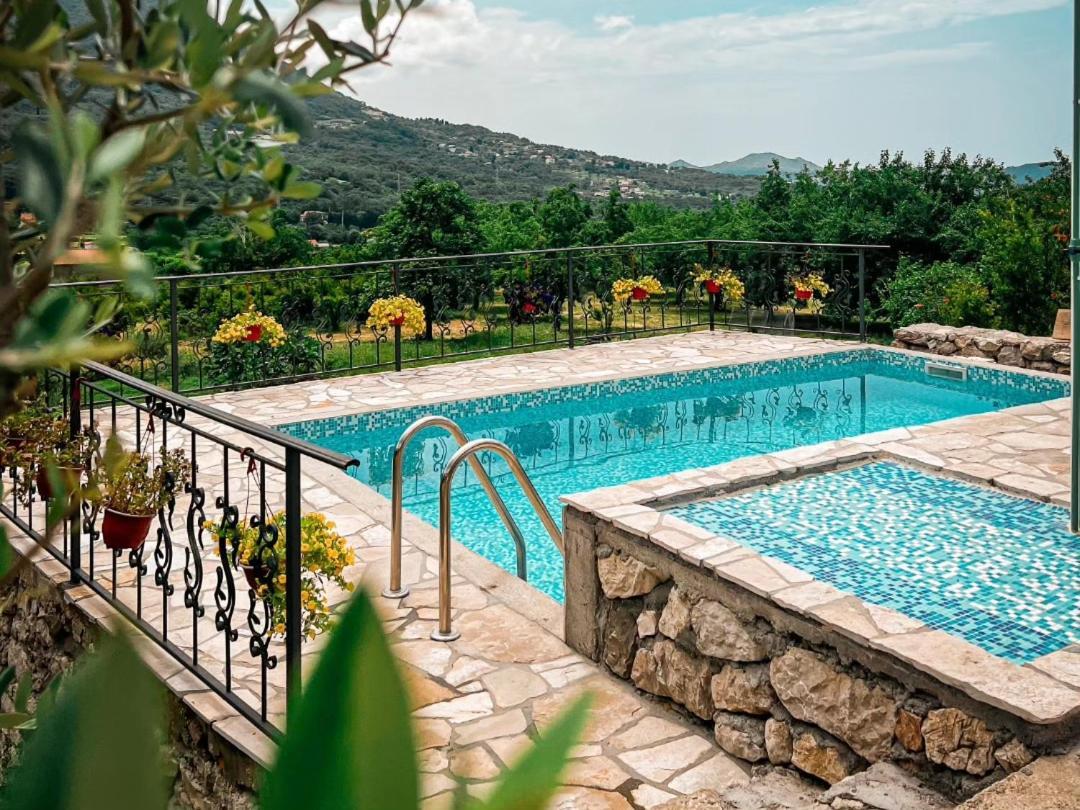 Apartmani Dumezic Bar Oda fotoğraf
