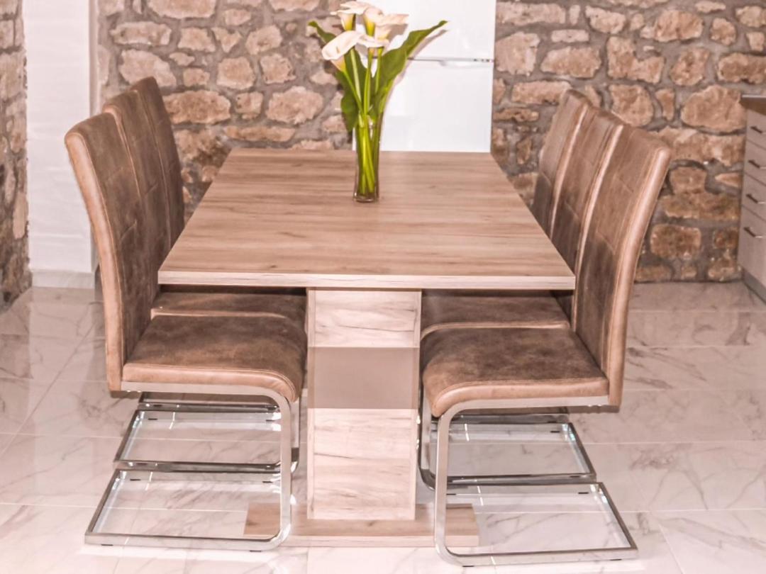Apartmani Dumezic Bar Oda fotoğraf